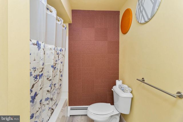 261 MILL LN W, Columbus, NJ 08022