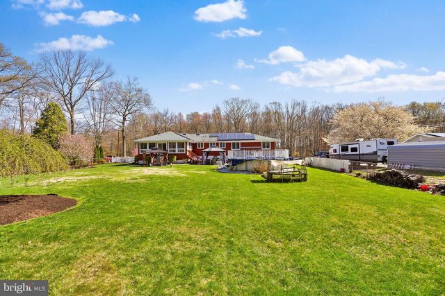 261 MILL LN W, Columbus, NJ 08022