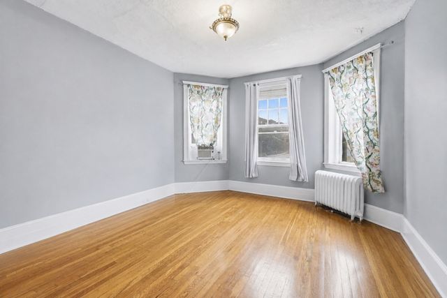 1572 Commonwealth Ave 6, Boston, MA 02135