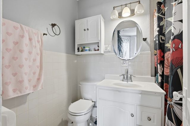 1572 Commonwealth Ave 6, Boston, MA 02135