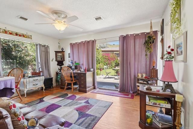 437 Court Ave, Ventura, CA 93003