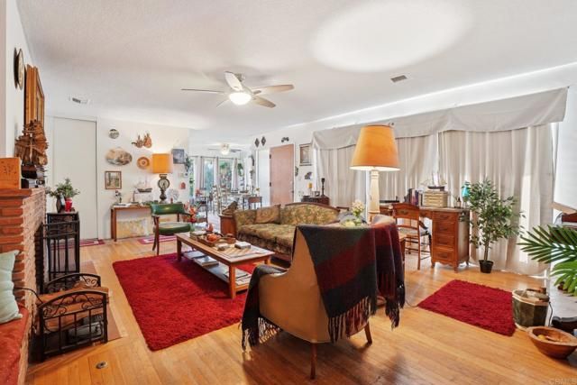 437 Court Ave, Ventura, CA 93003