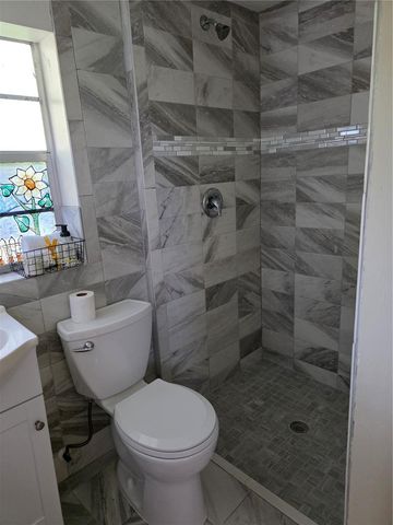 4321 Kirby Loop Rd, Fort Pierce, FL 34981