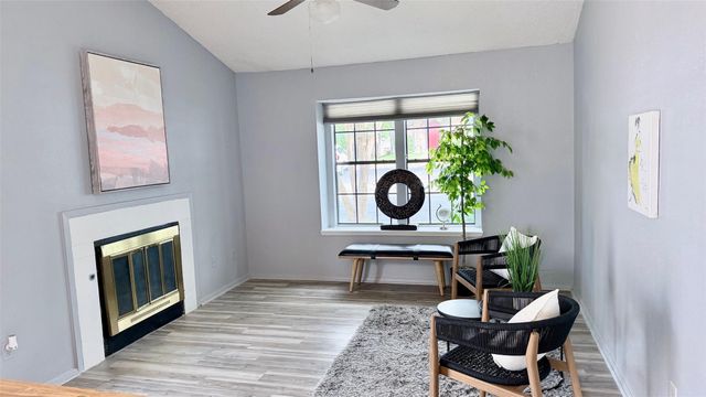 1411 Gracy Farms LN unit #96, Austin, TX 78758