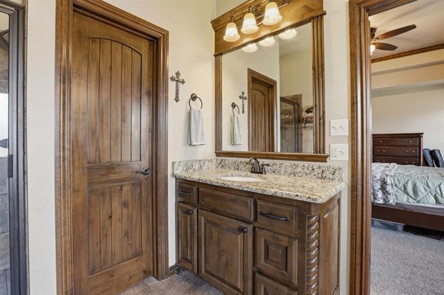 10904 SW 19th Street, Yukon, OK 73099