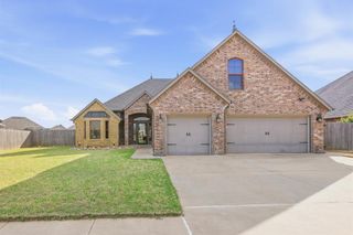 10904 SW 19th Street, Yukon, OK 73099