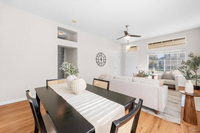 106 Genoa Ct, Vacaville, CA 95688