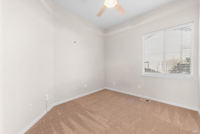 106 Genoa Ct, Vacaville, CA 95688