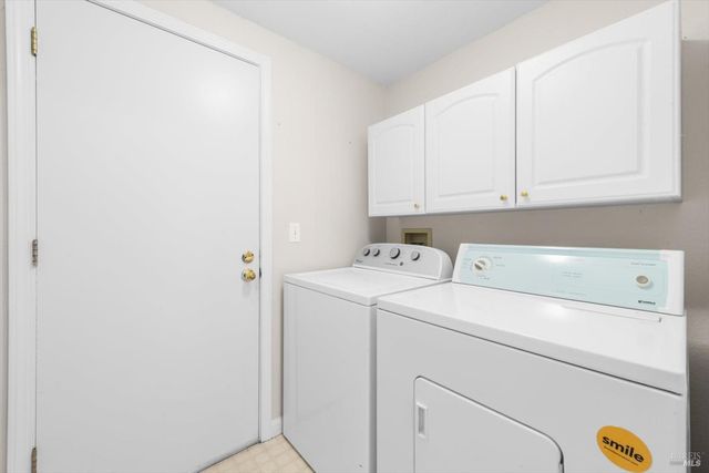 106 Genoa Ct, Vacaville, CA 95688