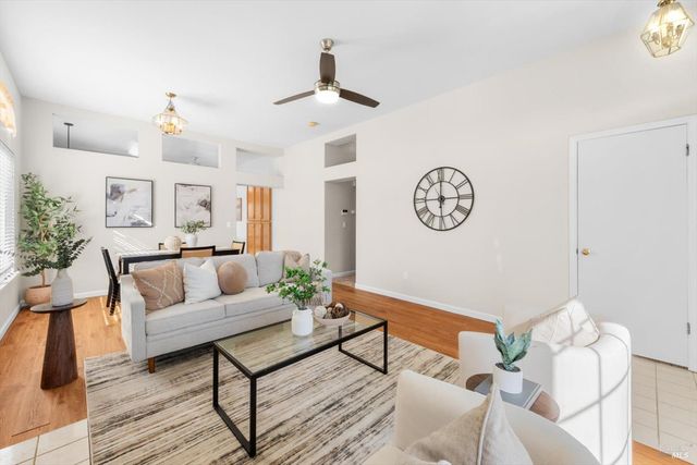 106 Genoa Ct, Vacaville, CA 95688