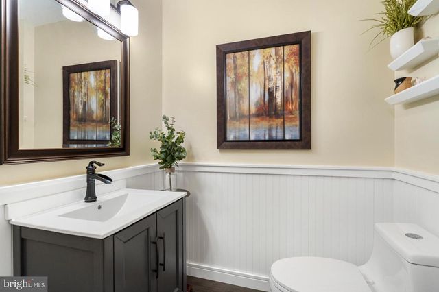 5804 OAK MOSS TER, Burke, VA 22015