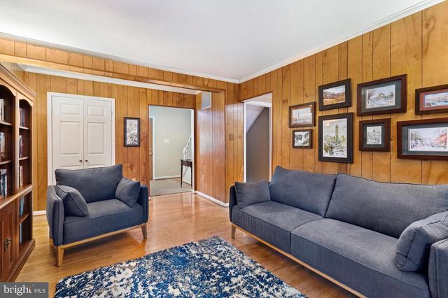 5804 OAK MOSS TER, Burke, VA 22015