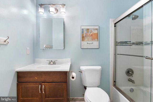 5804 OAK MOSS TER, Burke, VA 22015