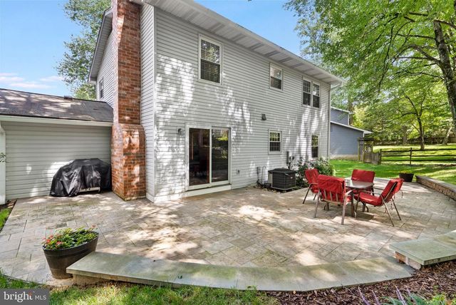 5804 OAK MOSS TER, Burke, VA 22015