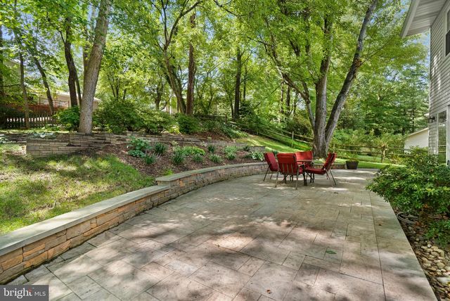 5804 OAK MOSS TER, Burke, VA 22015