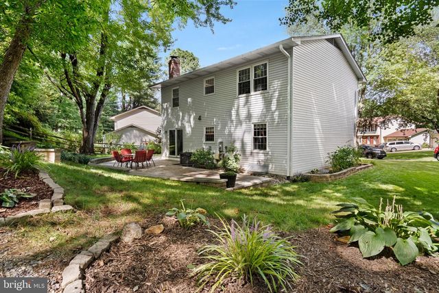 5804 OAK MOSS TER, Burke, VA 22015