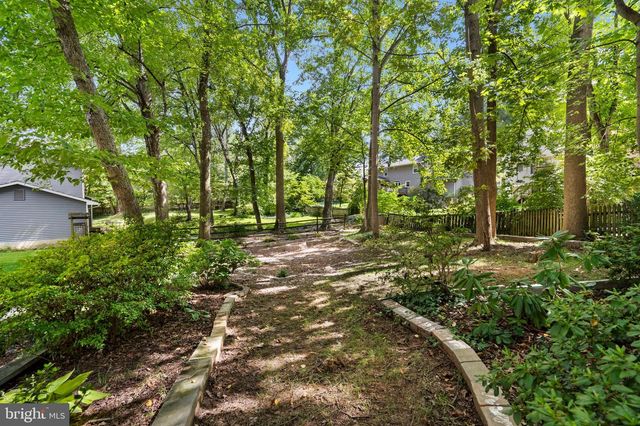 5804 OAK MOSS TER, Burke, VA 22015