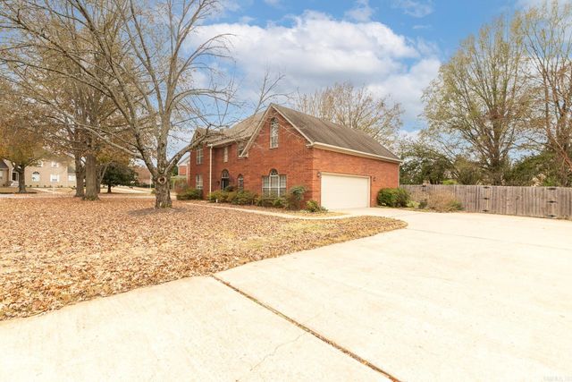 1715 Royal Drive, Conway, AR 72034
