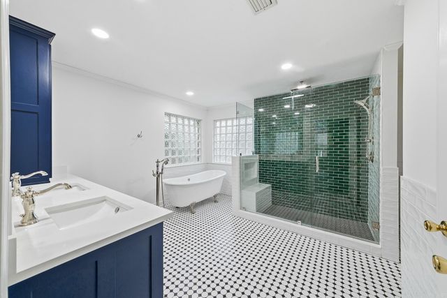 1715 Royal Drive, Conway, AR 72034