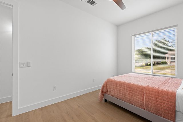 21408 Lakefront DR, Lago Vista, TX 78645