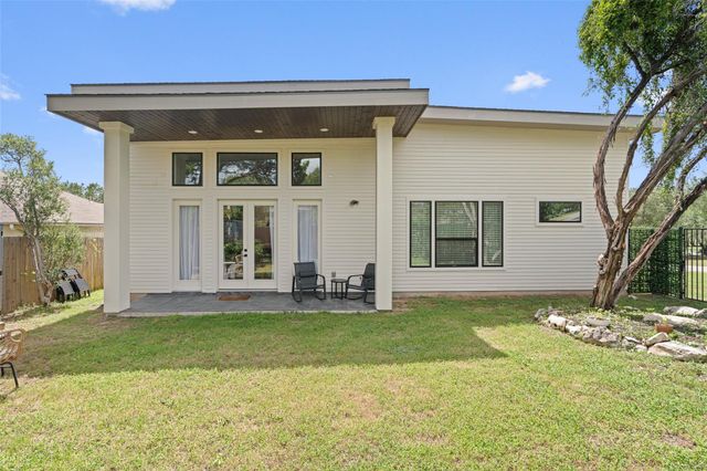 21408 Lakefront DR, Lago Vista, TX 78645