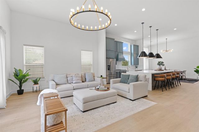 21408 Lakefront DR, Lago Vista, TX 78645