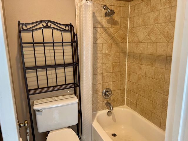 1962 Augusta Drive, Houston, TX 77057