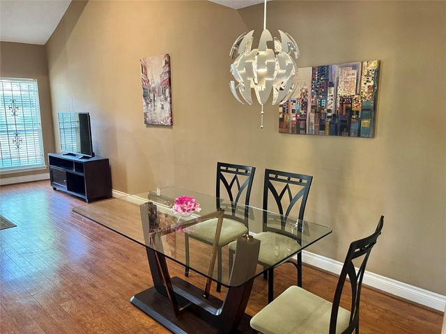 1962 Augusta Drive, Houston, TX 77057