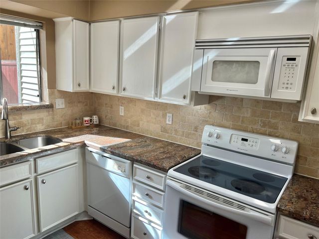 1962 Augusta Drive, Houston, TX 77057