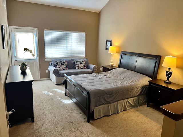 1962 Augusta Drive, Houston, TX 77057