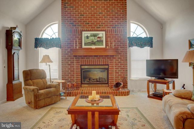 1634 MAJESTIC DRIVE, Chambersburg, PA 17202