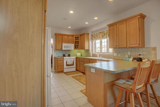 1634 MAJESTIC DRIVE, Chambersburg, PA 17202