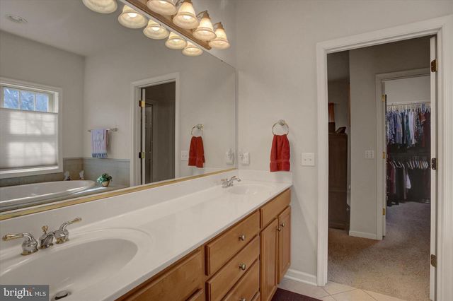 1634 MAJESTIC DRIVE, Chambersburg, PA 17202