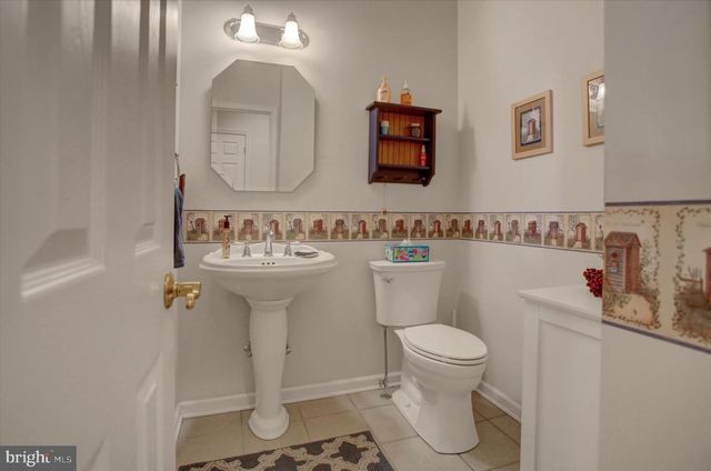 1634 MAJESTIC DRIVE, Chambersburg, PA 17202