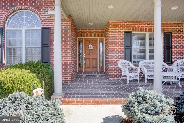 1634 MAJESTIC DRIVE, Chambersburg, PA 17202