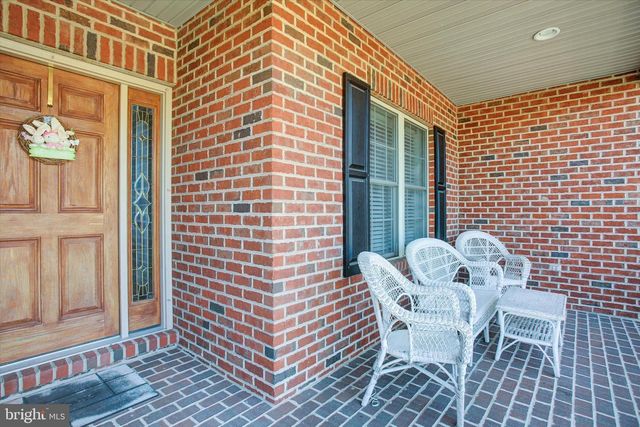 1634 MAJESTIC DRIVE, Chambersburg, PA 17202