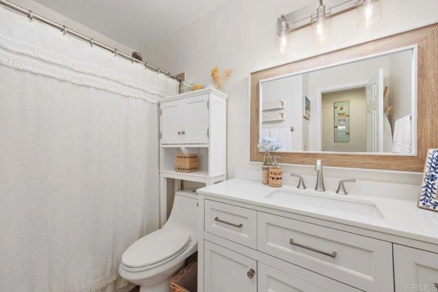 405 Requeza Street H9, Encinitas, CA 92024