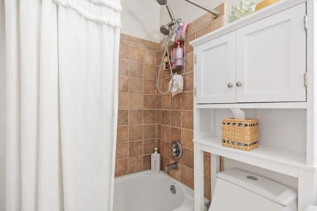 405 Requeza Street H9, Encinitas, CA 92024