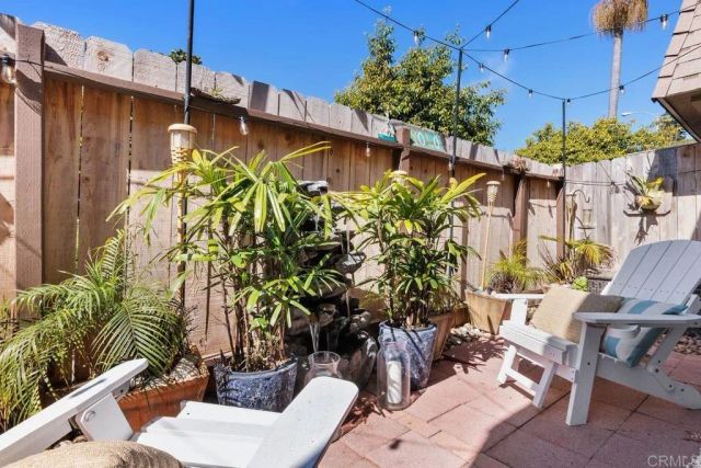 405 Requeza Street H9, Encinitas, CA 92024