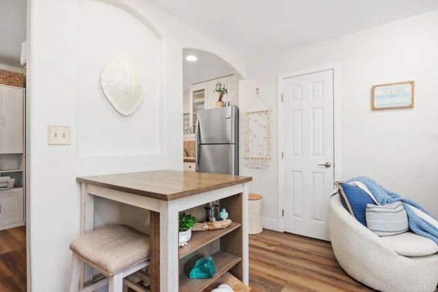 405 Requeza Street H9, Encinitas, CA 92024