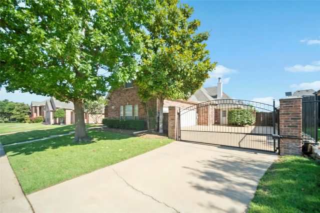 508 Bridlewood N, Colleyville, TX 76034