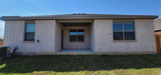 1906 Sandalwood Way, Princeton, TX 75407
