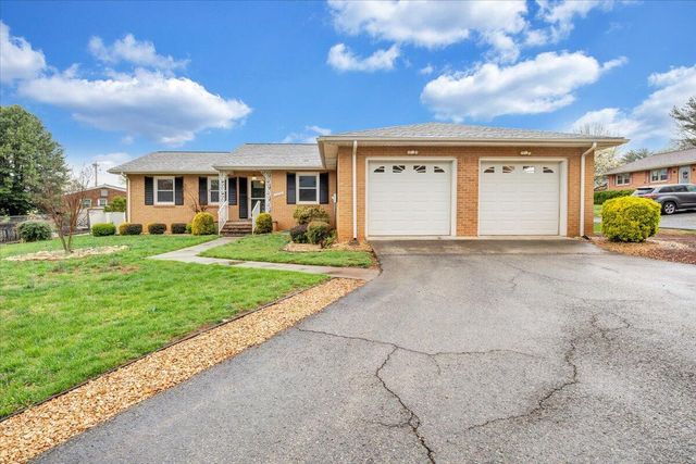 5932 Dairy RD, Roanoke, VA 24019