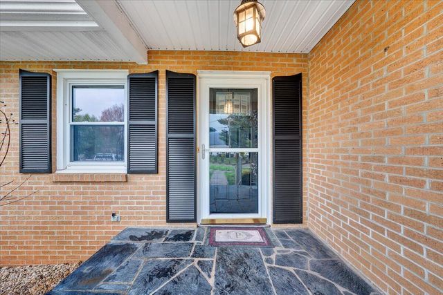 5932 Dairy RD, Roanoke, VA 24019