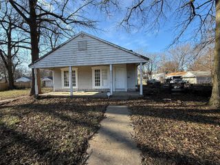 11825 Larimore Road, St Louis, MO 63138