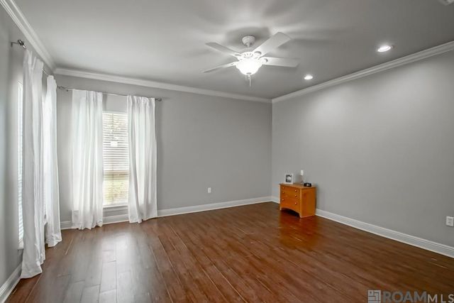 7015 Rose Hill Dr, Baton Rouge, LA 70817