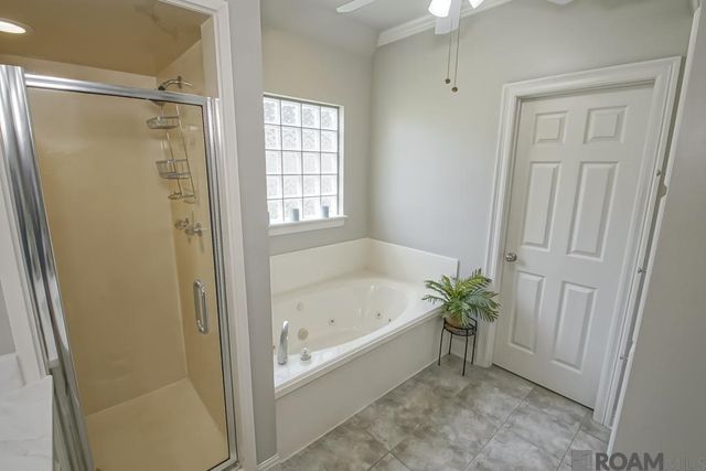 7015 Rose Hill Dr, Baton Rouge, LA 70817