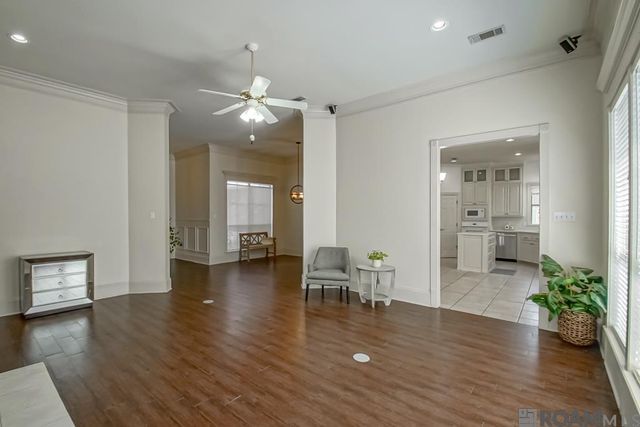 7015 Rose Hill Dr, Baton Rouge, LA 70817