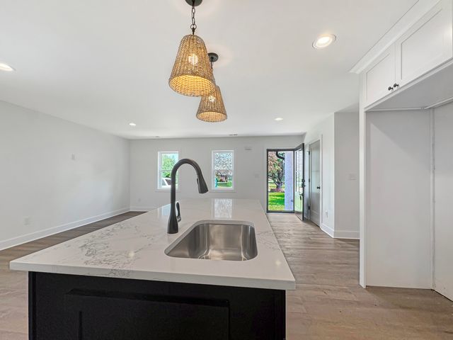 1020 Jeffries Lane, Hustonville, KY 40437