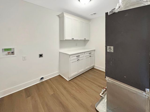 1020 Jeffries Lane, Hustonville, KY 40437